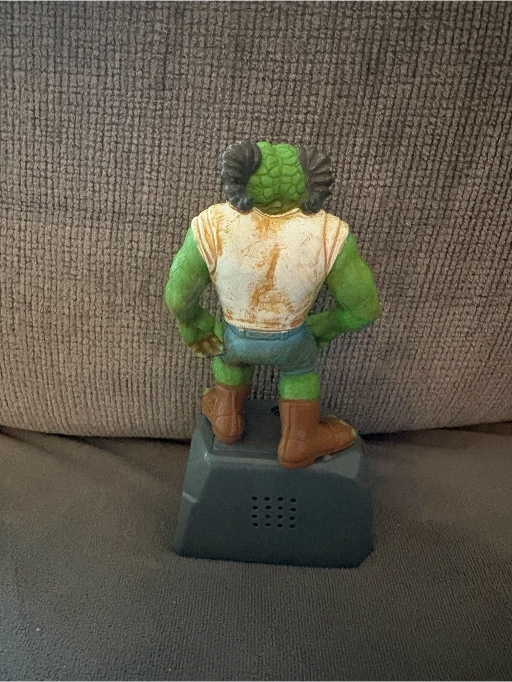 Vintage 1996 R.L. Stine Goosebumps One Day At Horrorland Scream Figure - Picture 2 of 2
